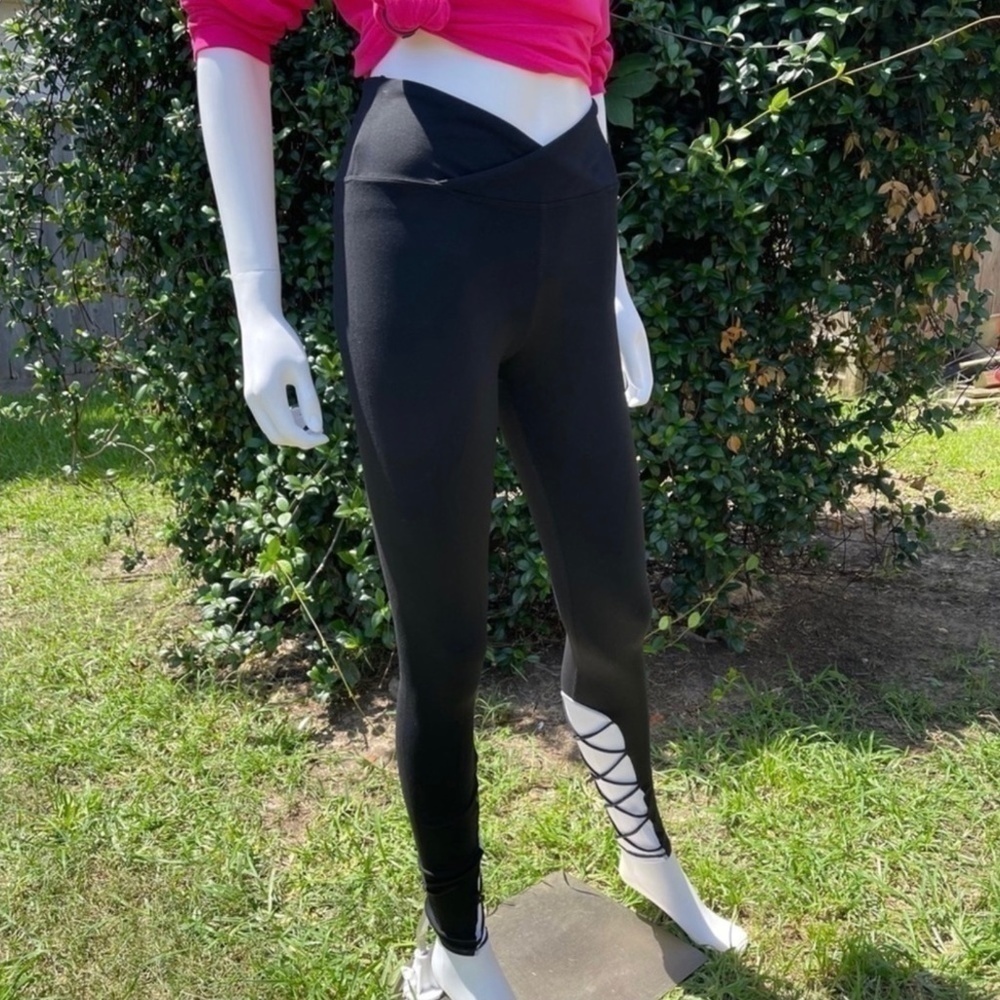 Nwt Electric Yoga Mesh Highrise Criss Cross Waist Band Yoga Pant — image 3 of 8
